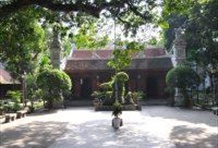 Exploring Hanoi with Green Car Full Day Tour